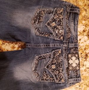 Miss me signature cuffed capri Jean's sz 29